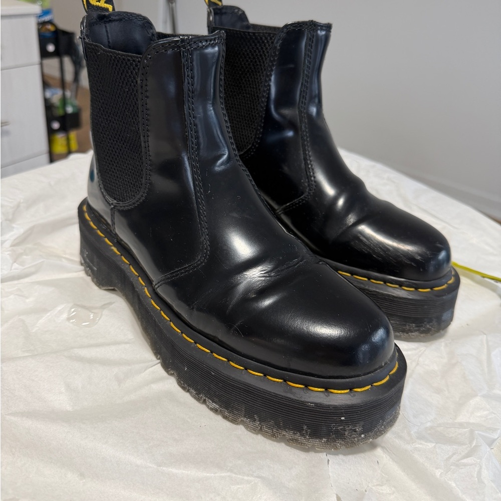 Doc Marten Quad Chelsea Platform Boots
